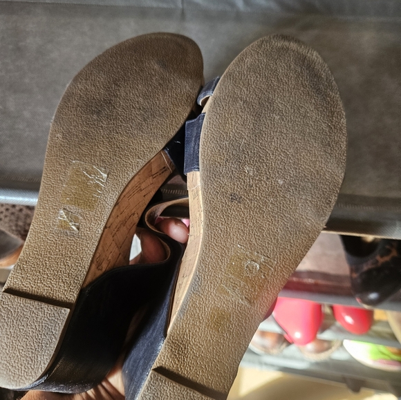 Women's open toed Heeled sandle - Picture 3 of 4